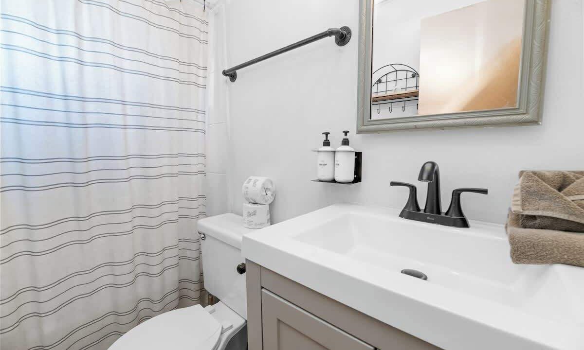 Photo of Bathroom in Big Bear City
