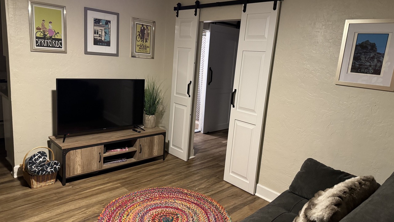 Photo of Livingroom in Chico