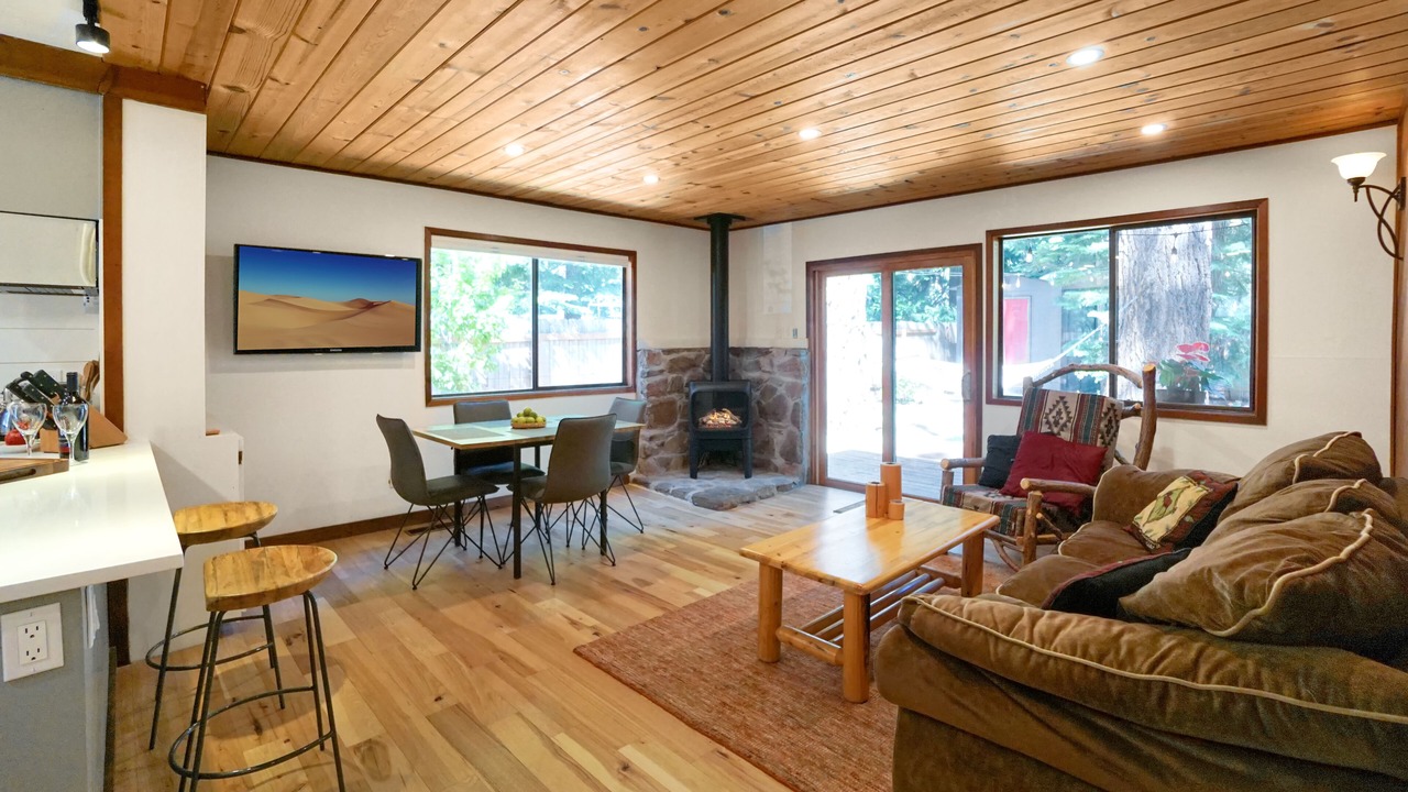 Photo of Livingroom in Sunnyside