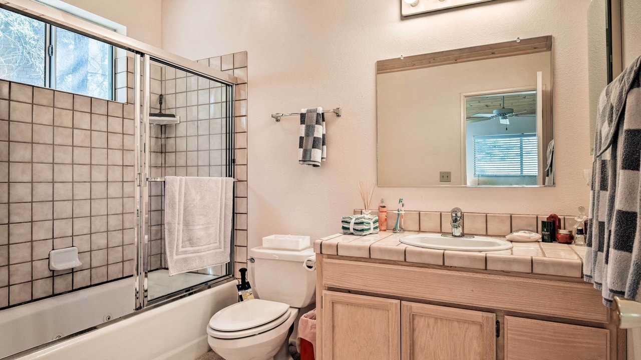 Photo of Bathroom in Pine Mountain Club
