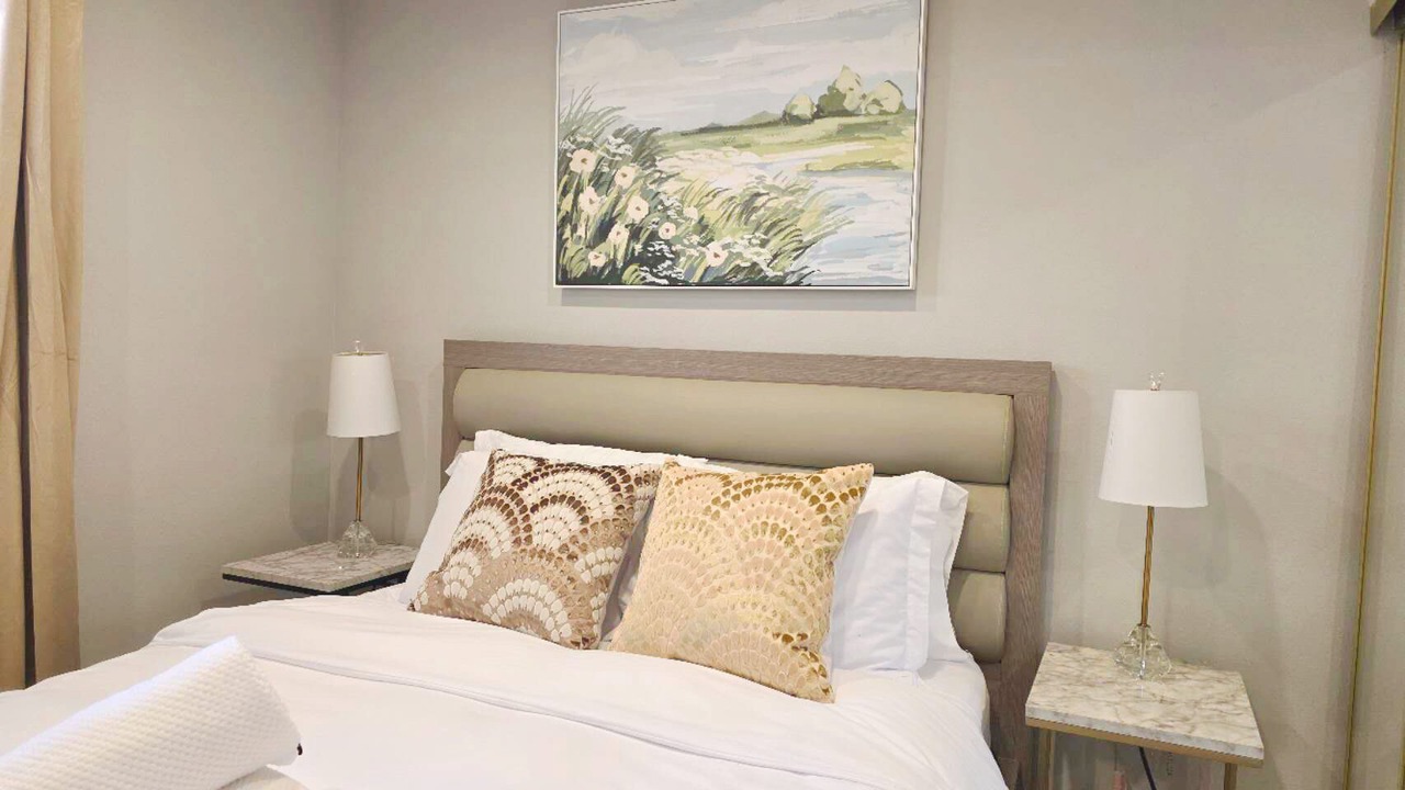 Photo of Bedroom in Mountain View