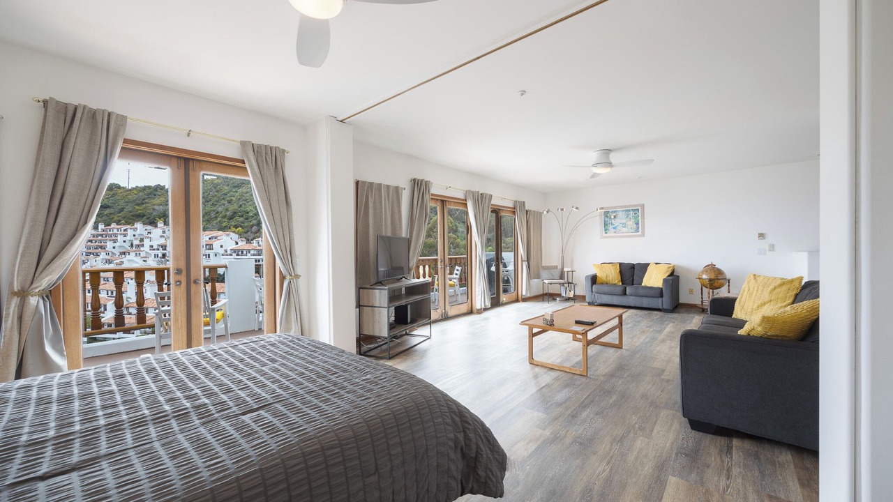 Photo of Bedroom in Avalon