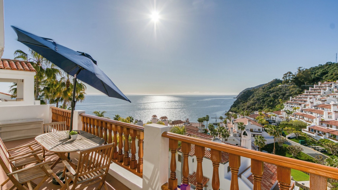 Photo of Patio Balcony in Avalon