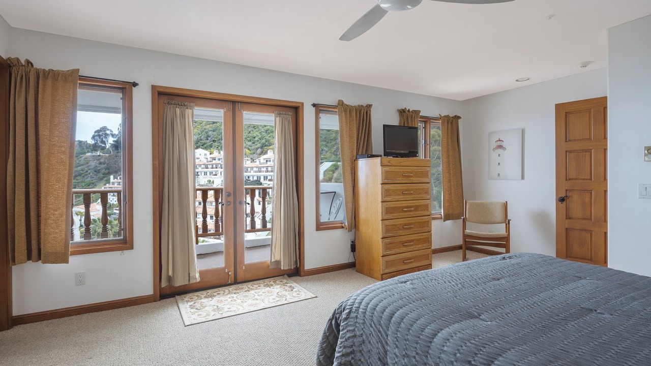 Photo of Others in Avalon