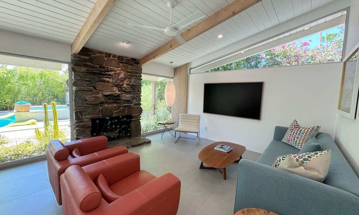 Photo of Livingroom in Twin Palms