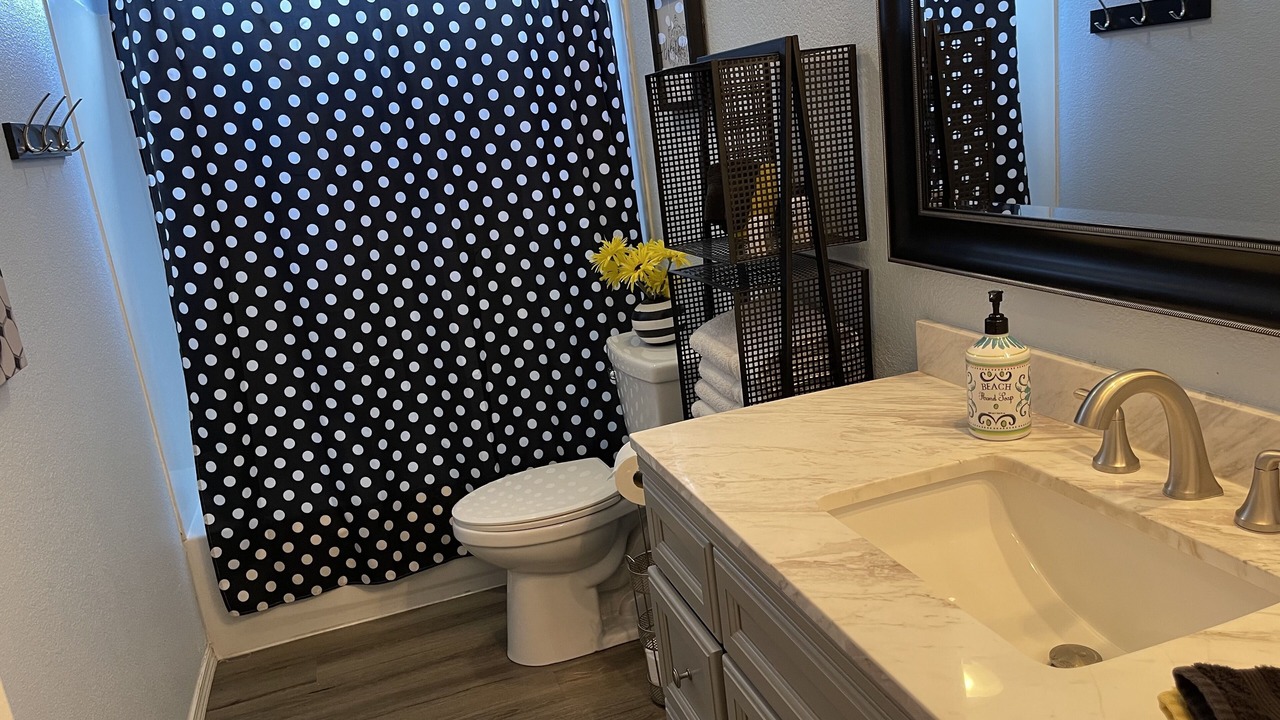 Photo of Bathroom in Prescott Valley Units