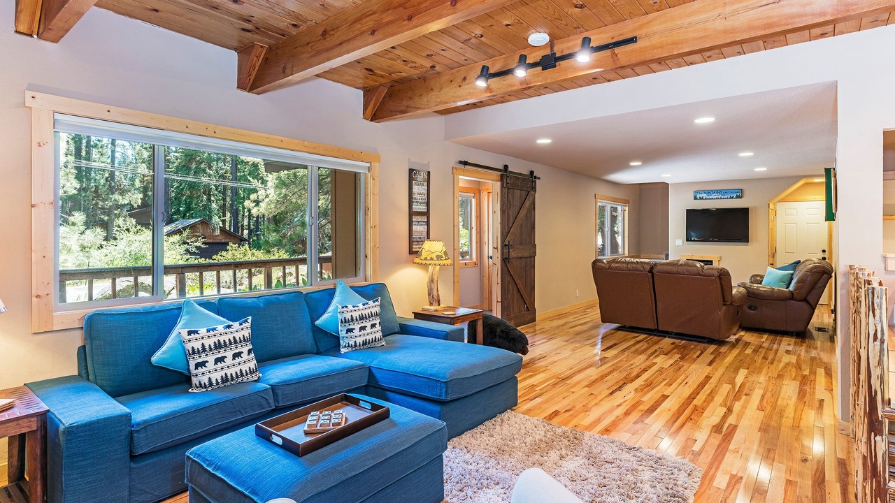 Photo of Livingroom in Truckee