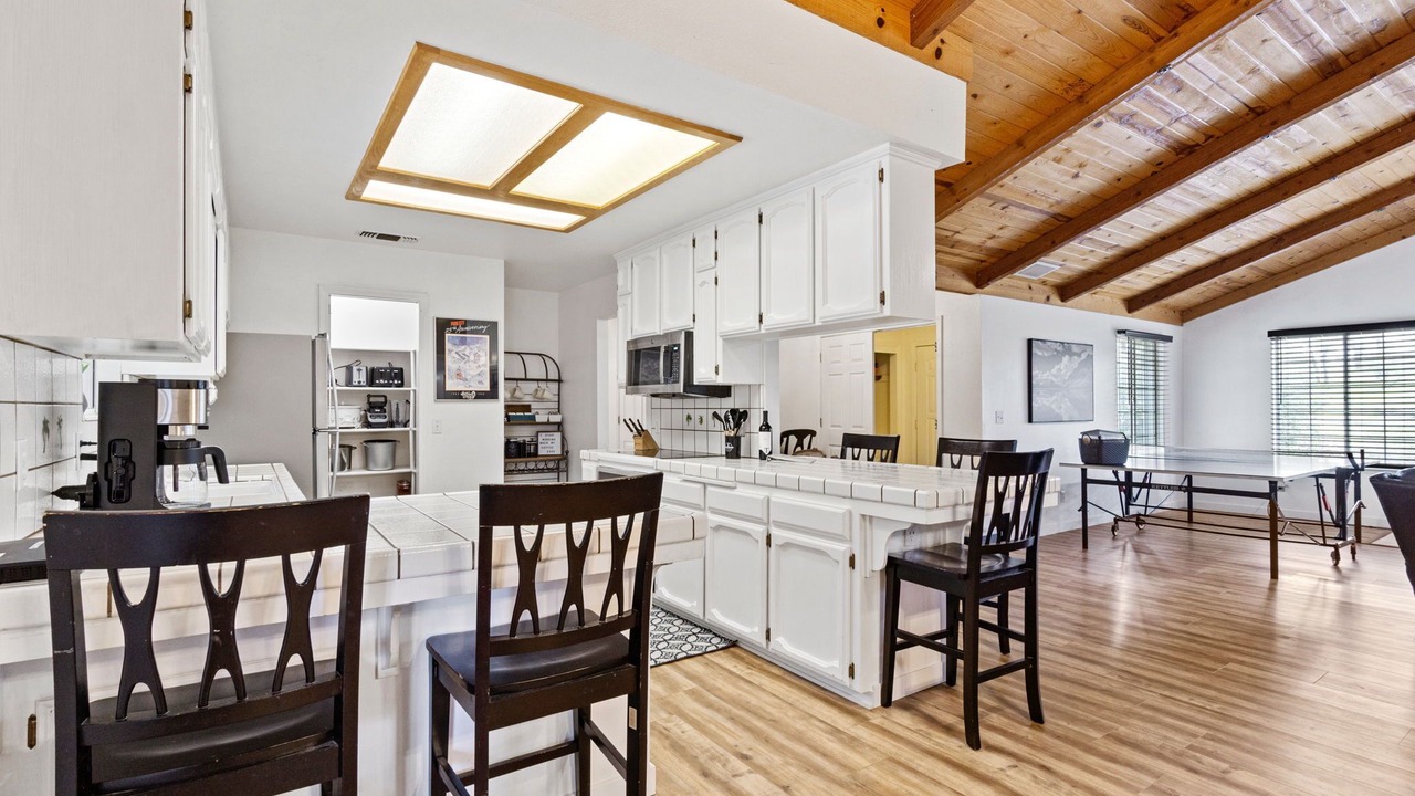 Photo of Kitchen in Yosemite Lakes