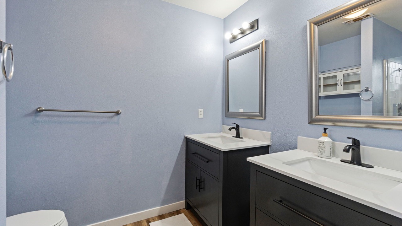 Photo of Bathroom in Yosemite Lakes