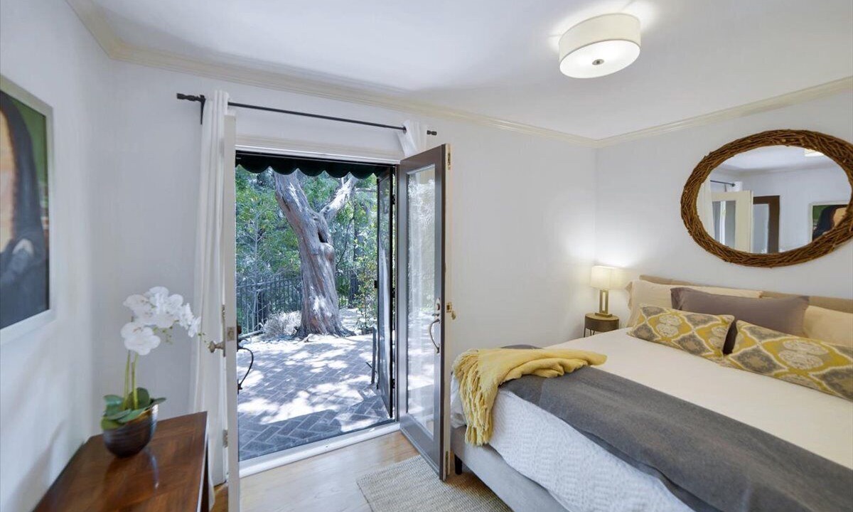 Photo of Bedroom in Rossmoyne