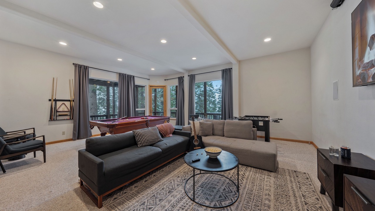 Photo of Livingroom in Truckee