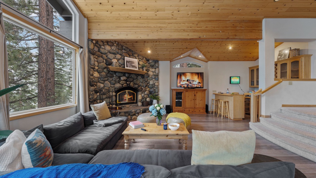 Photo of Livingroom in Truckee
