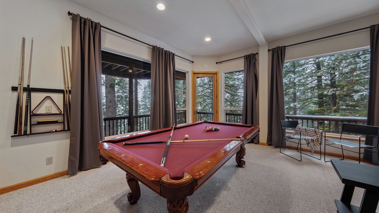 Photo of Livingroom in Truckee