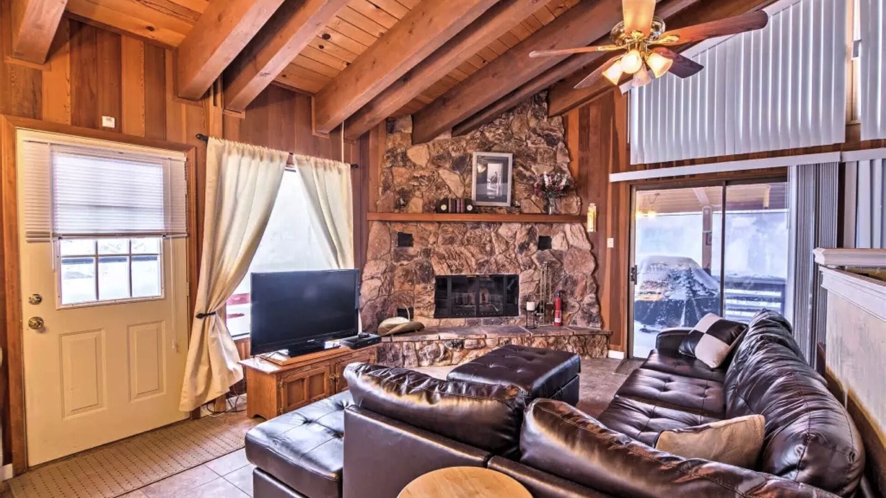 Photo of Livingroom in Tahoe Village