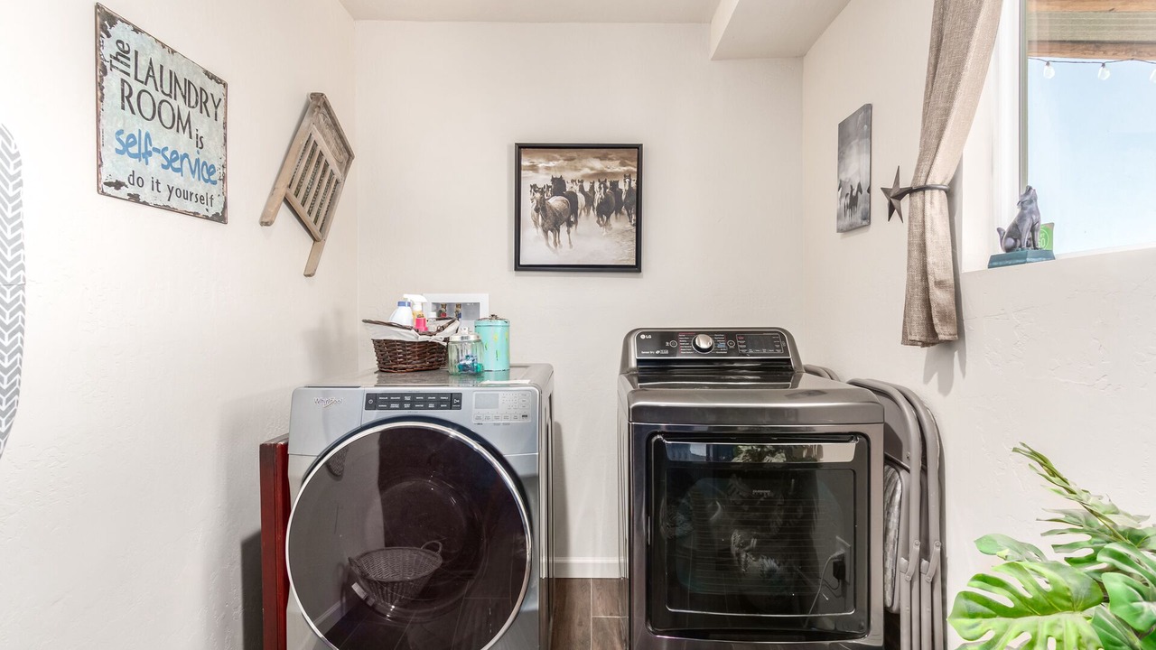 Photo of Bedroom in New River