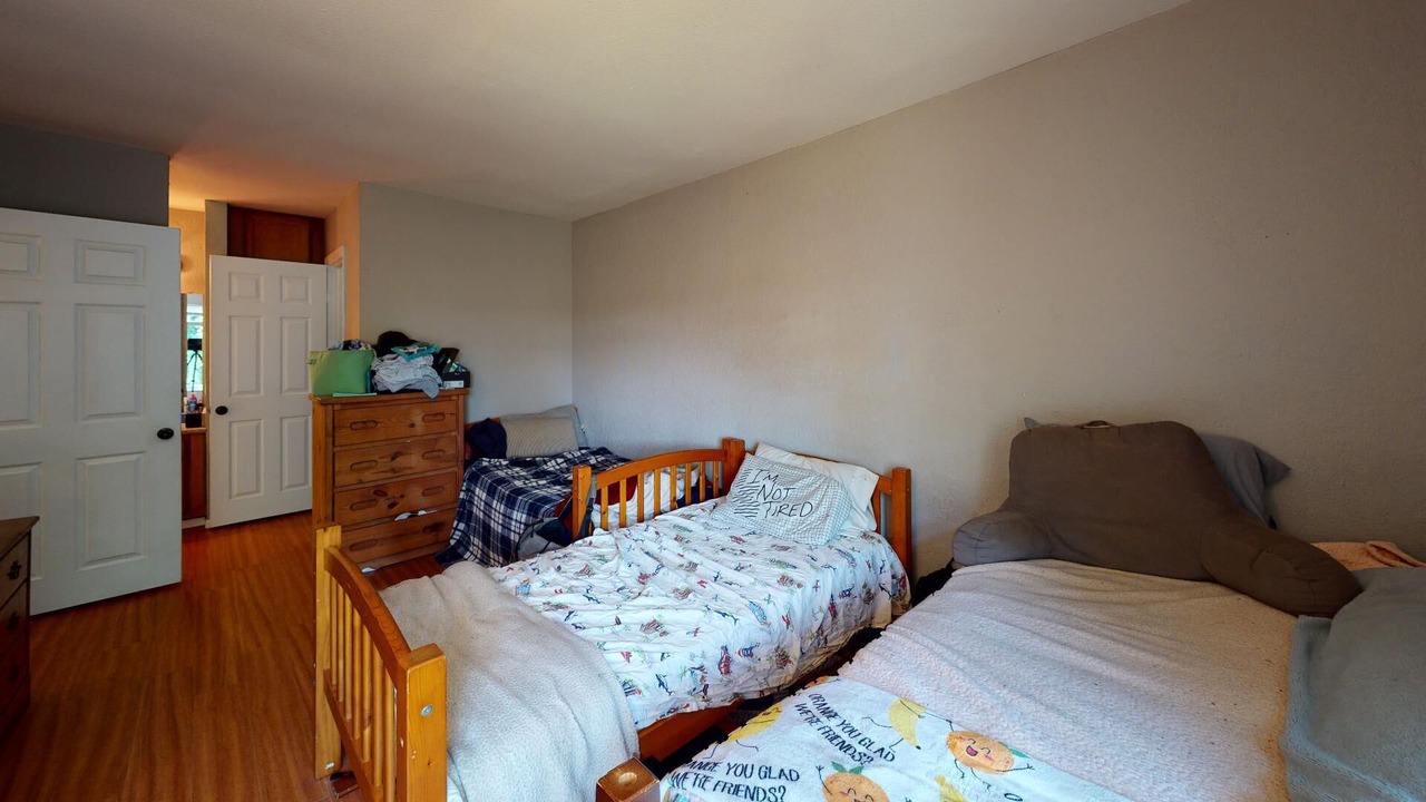 Photo of Bedroom in Loma Alta