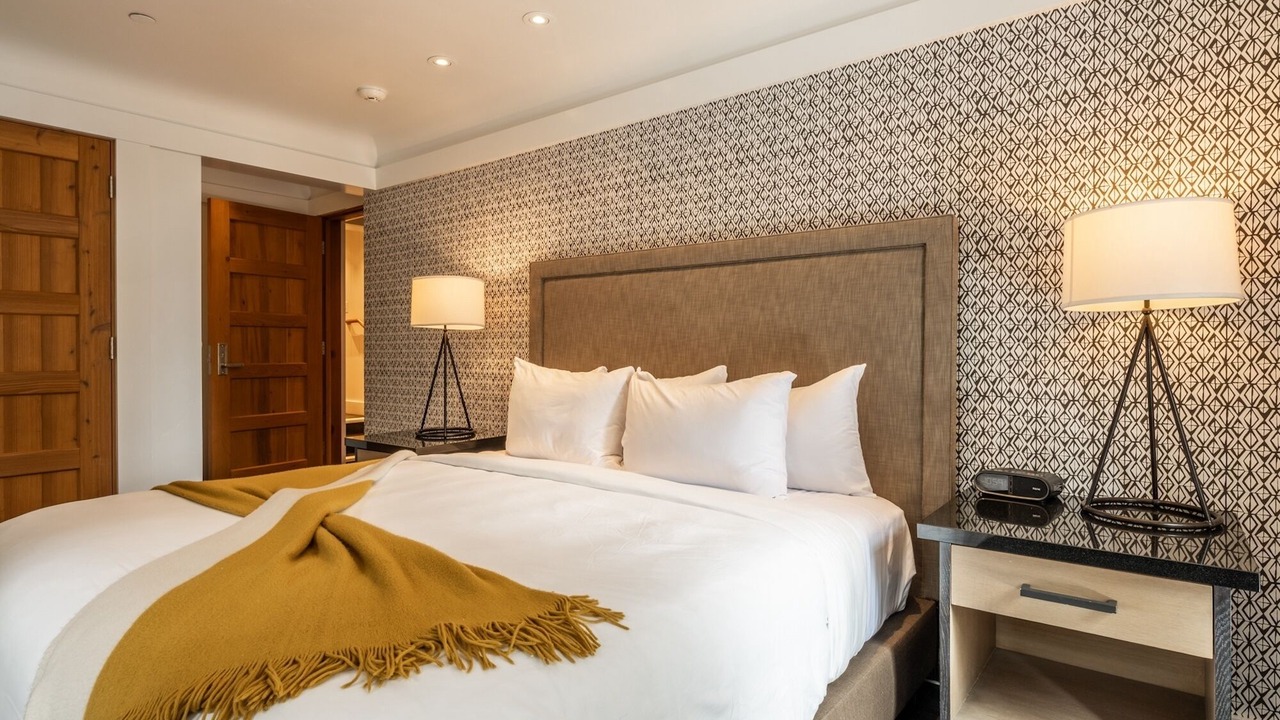 Photo of Bedroom in Homewood