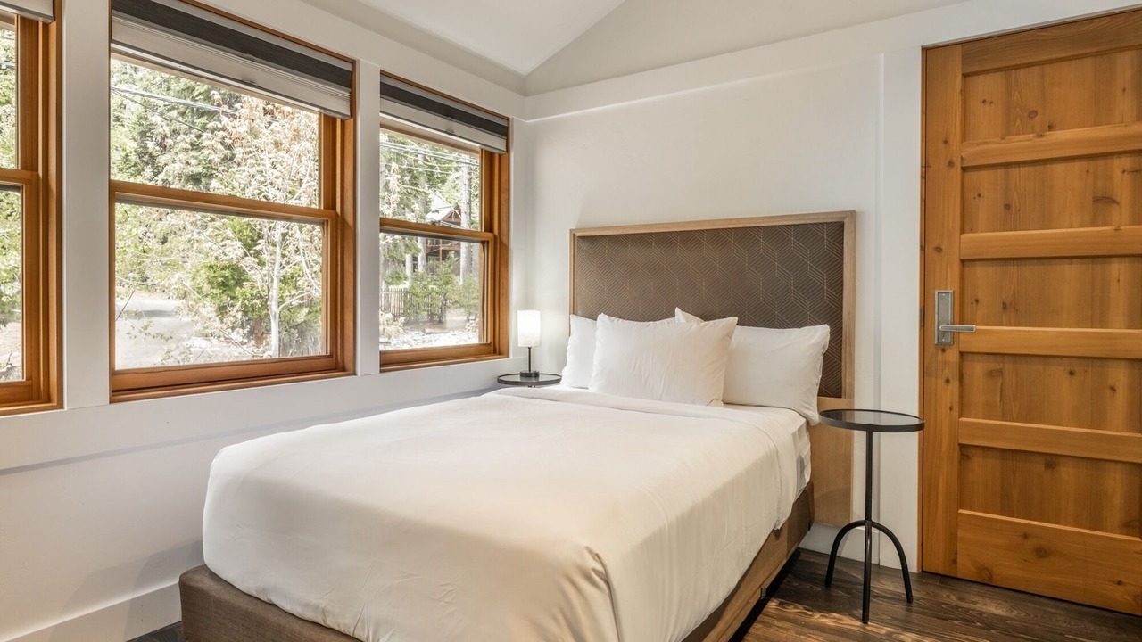 Photo of Bedroom in Homewood