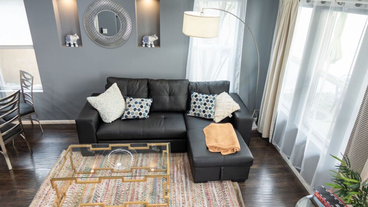 Photo of Livingroom in NoHo Arts District