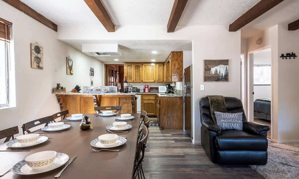 Photo of Bedroom in Summit Estates