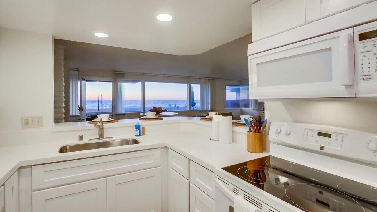 Photo of Kitchen in Central Mission Beach