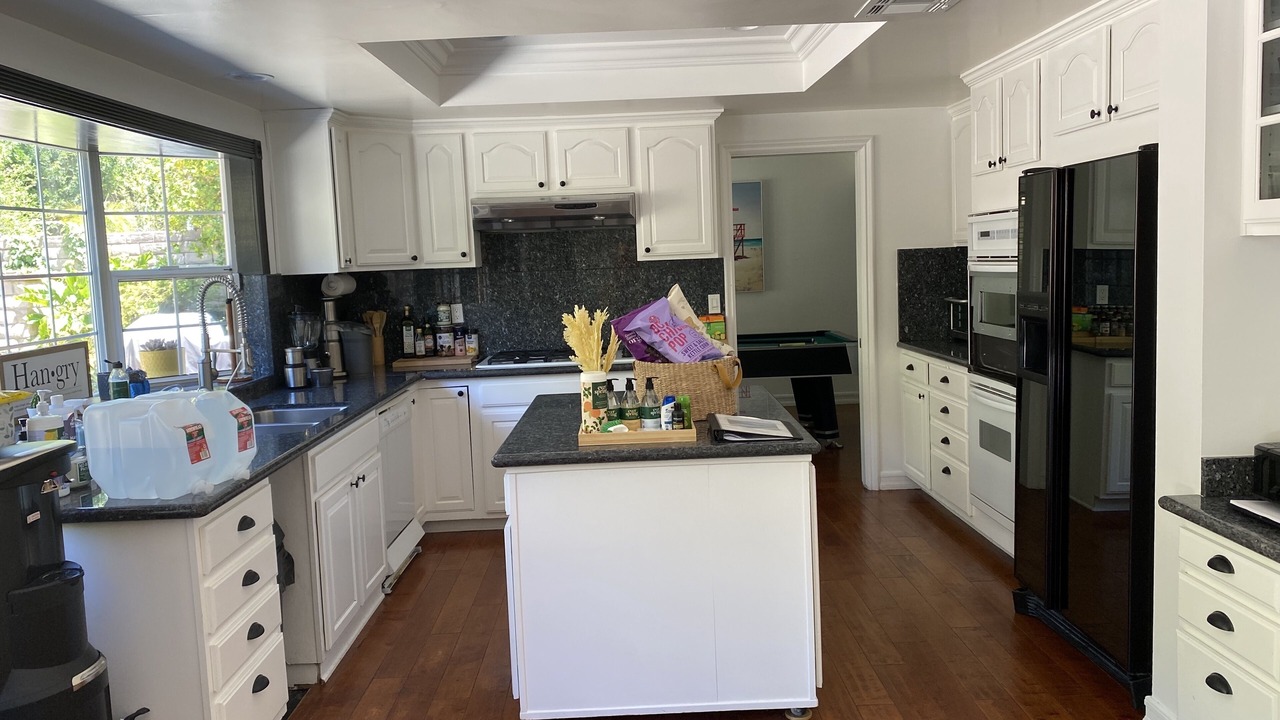 Photo of Kitchen in Calabasas