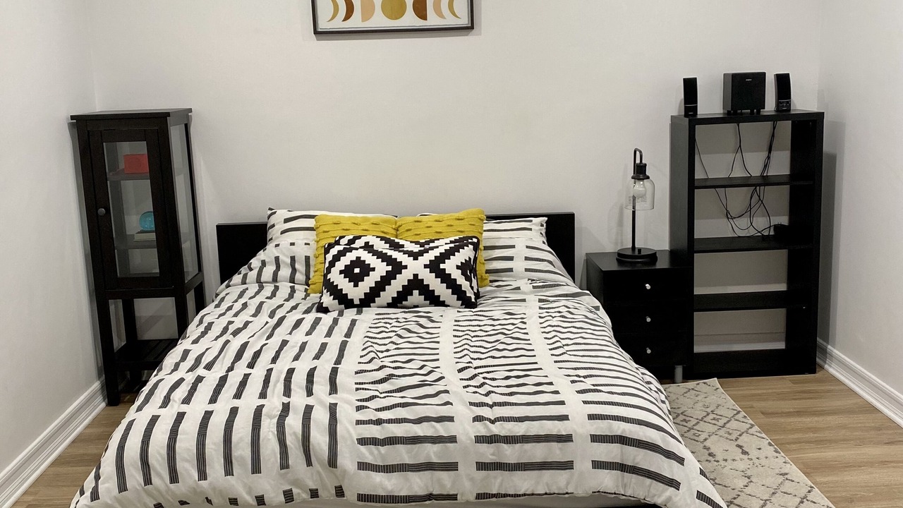 Photo of Bedroom in Calabasas