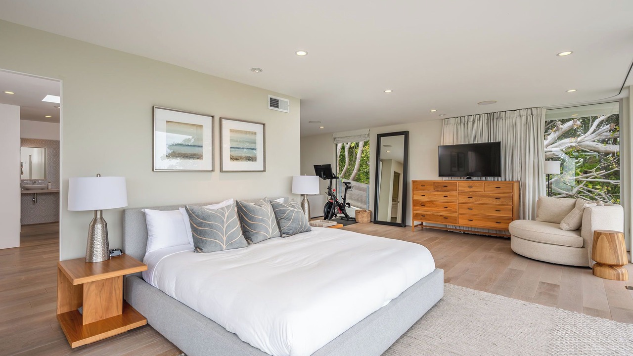 Photo of Bedroom in Country Club