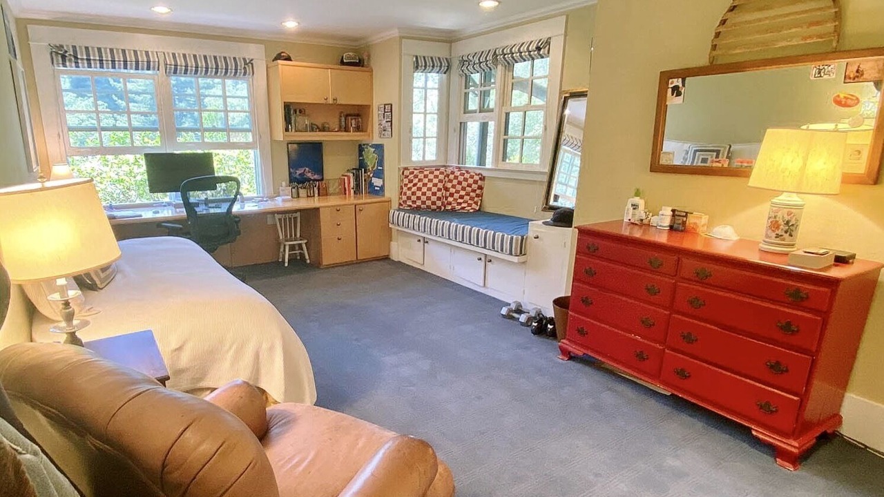 Photo of Bedroom in San Anselmo