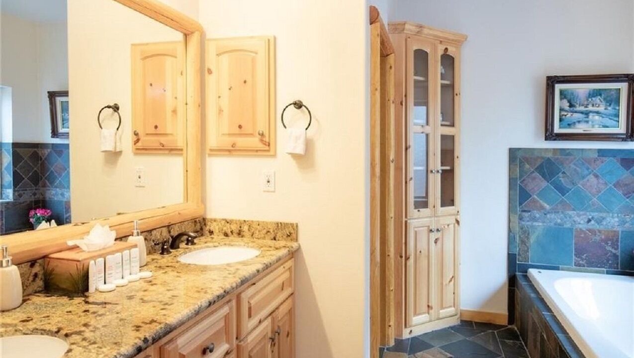 Photo of Bathroom in Fox Farm
