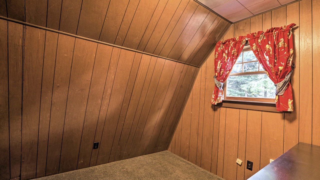Photo of Bedroom in Tahoma