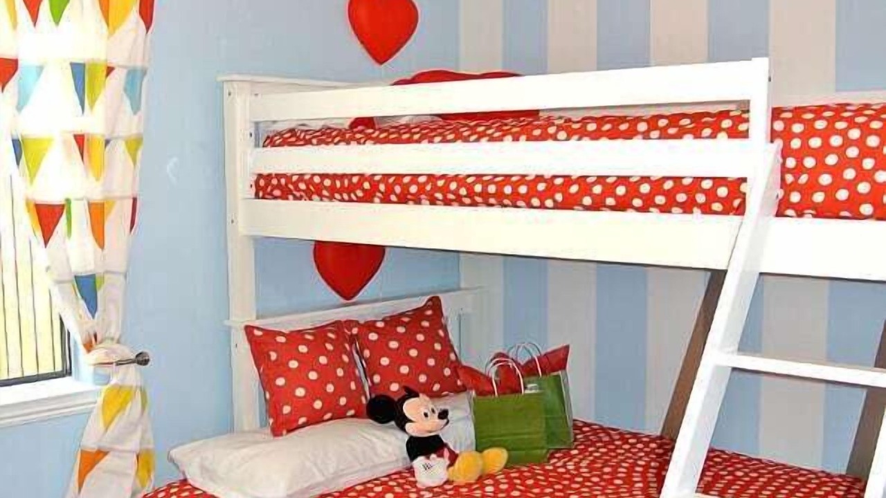 Photo of Bedroom in Anaheim Resort