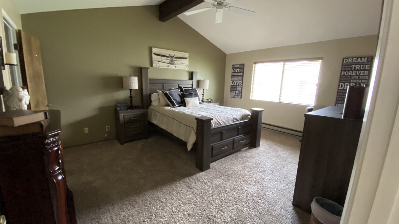 Photo of Bedroom in Plumas Eureka Estates