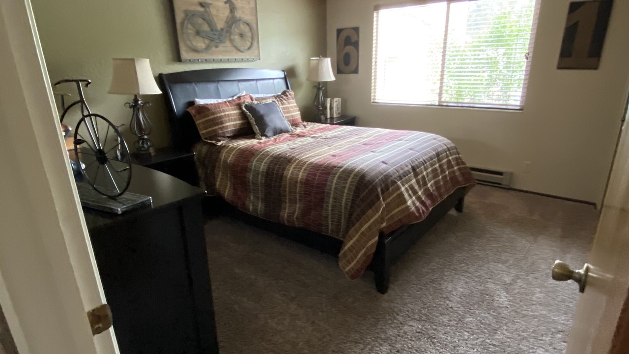 Photo of Bedroom in Plumas Eureka Estates