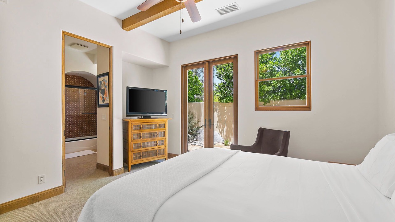 Photo of Bedroom in Chino Canyon
