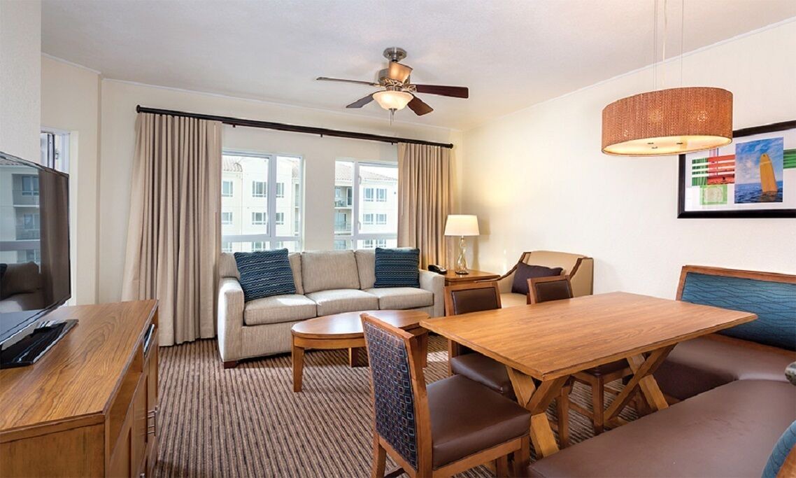 Photo of Livingroom in Townsite