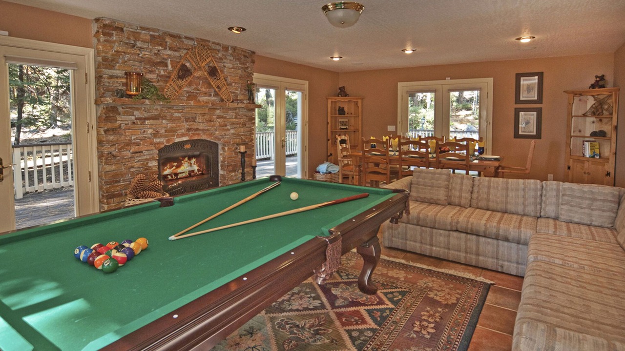 Photo of Bedroom in Tahoe Woods