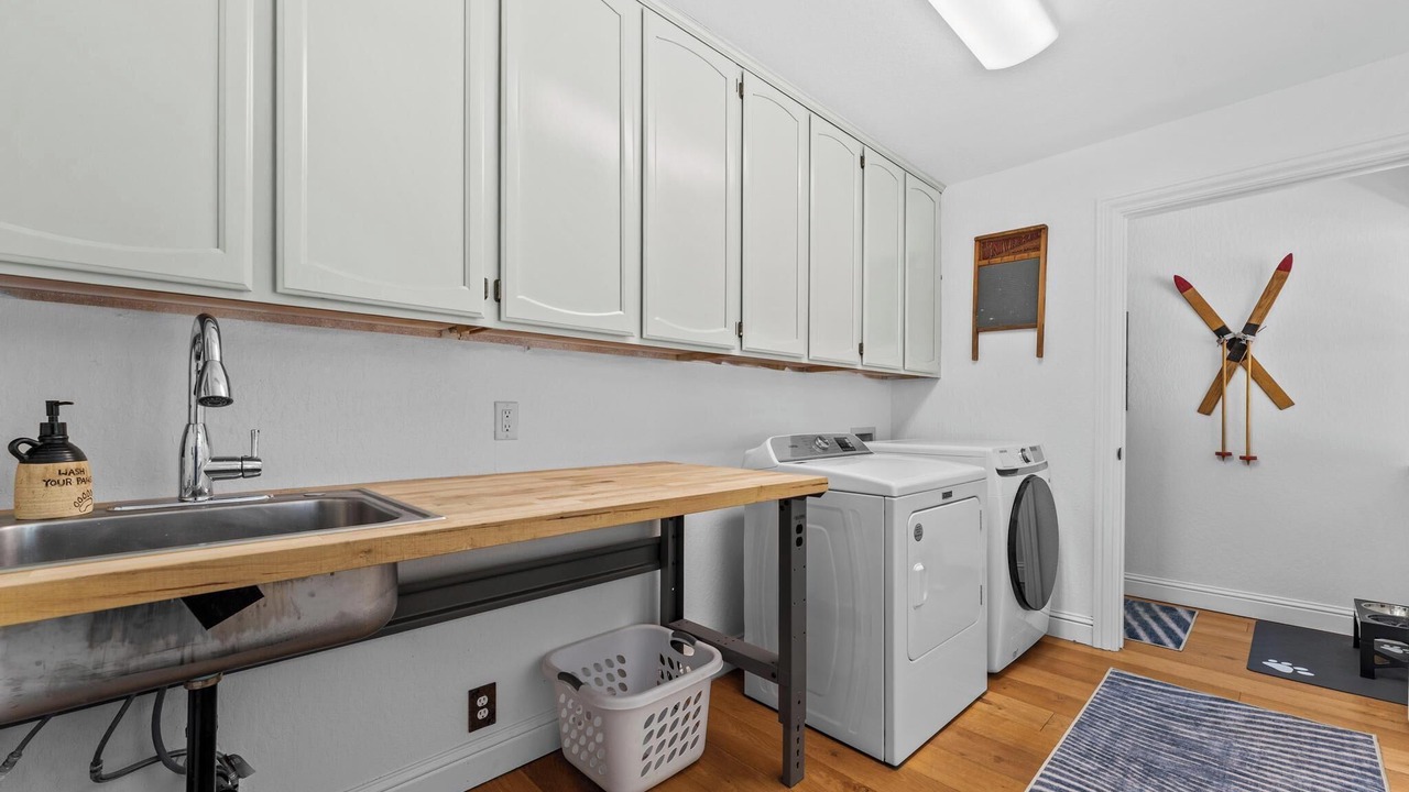 Photo of Bedroom in Ponderosa Palisades