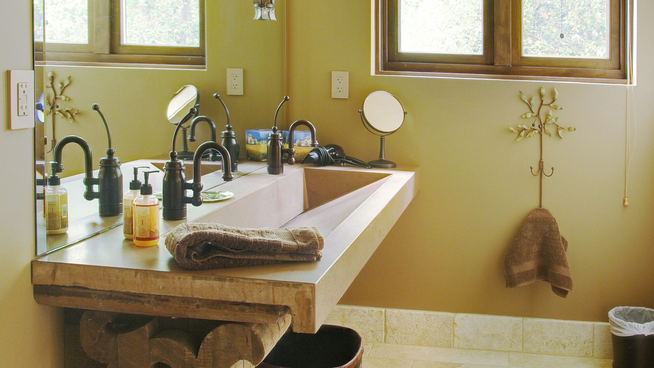 Photo of Bathroom in Coombsville