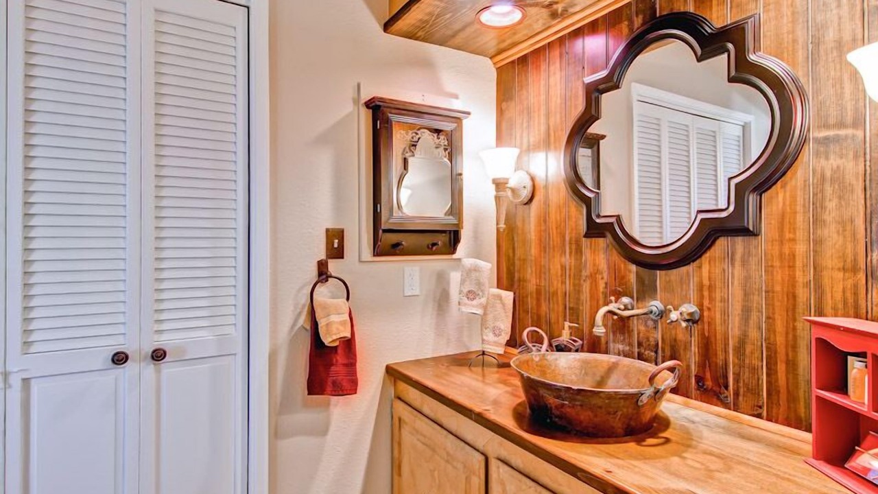 Photo of Bathroom in Templeton