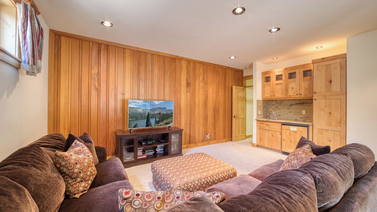 Photo of Livingroom in Truckee