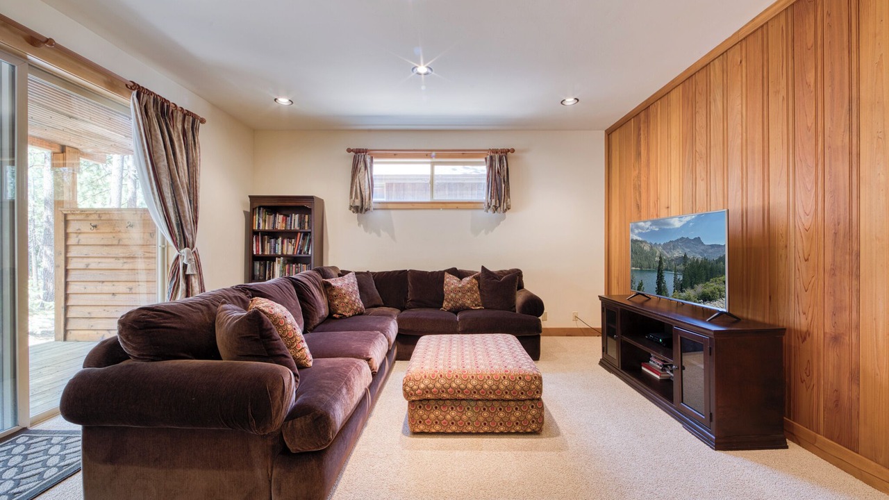 Photo of Livingroom in Truckee