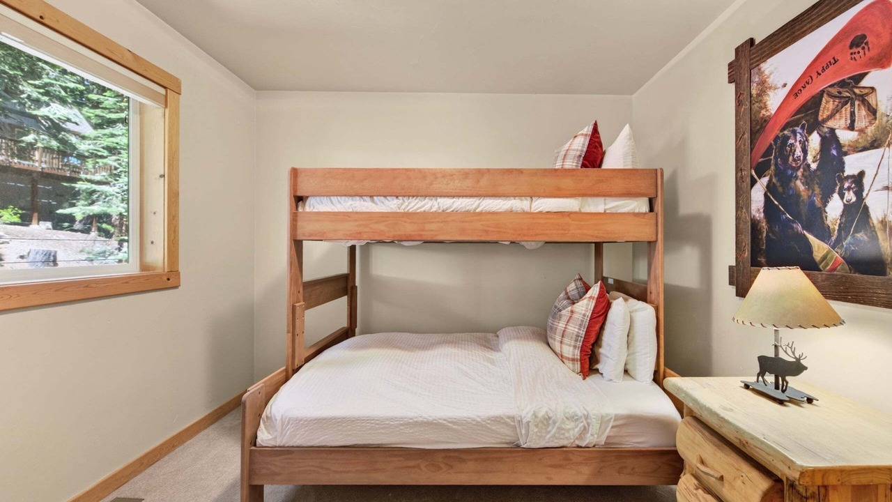 Photo of Bedroom in Homewood