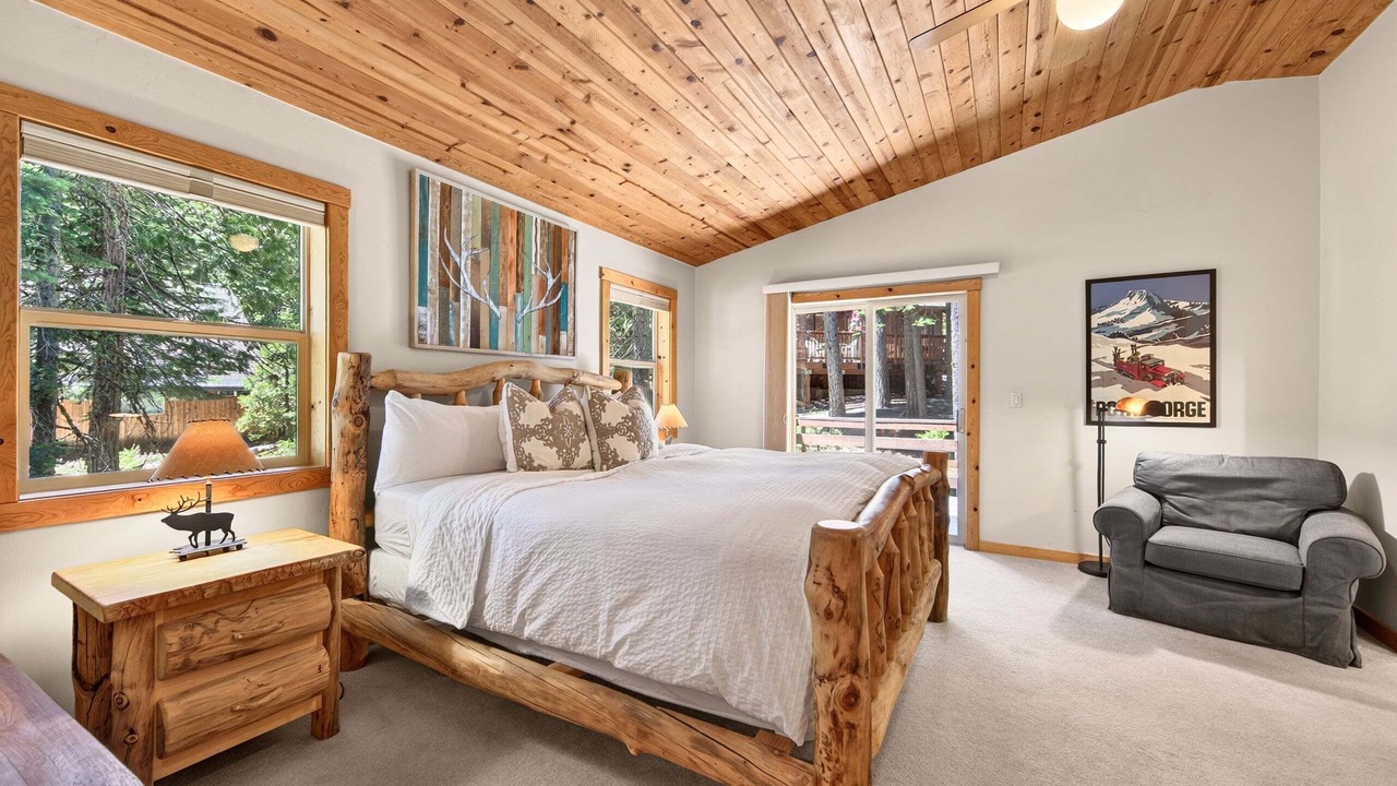 Photo of Bedroom in Homewood