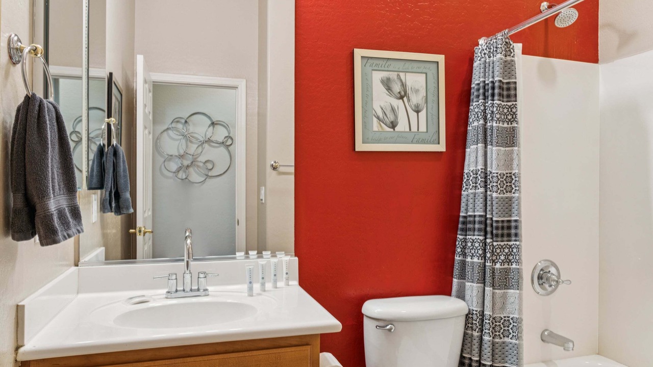 Photo of Bathroom in Sonoran Foothills