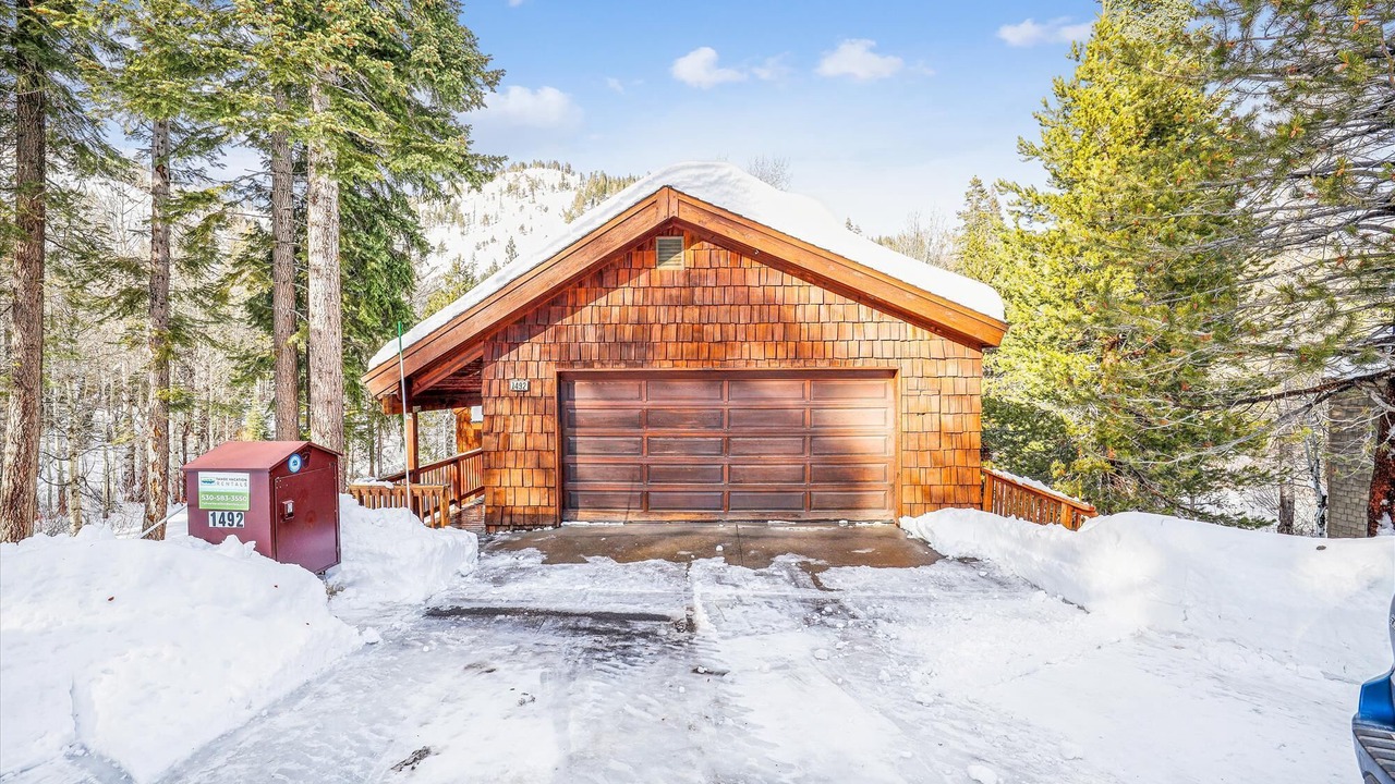 Photo of Outdoor in Alpine Meadows