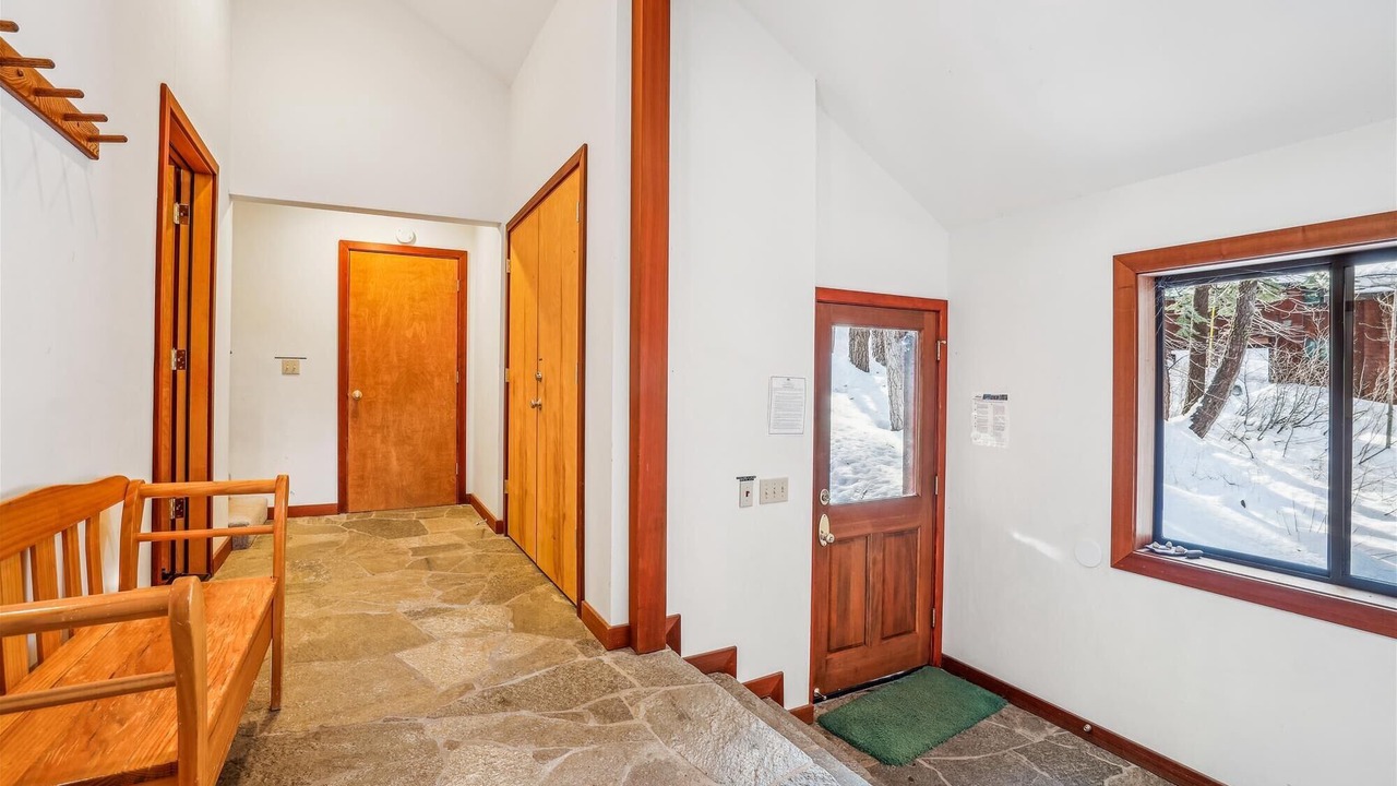 Photo of Bedroom in Alpine Meadows