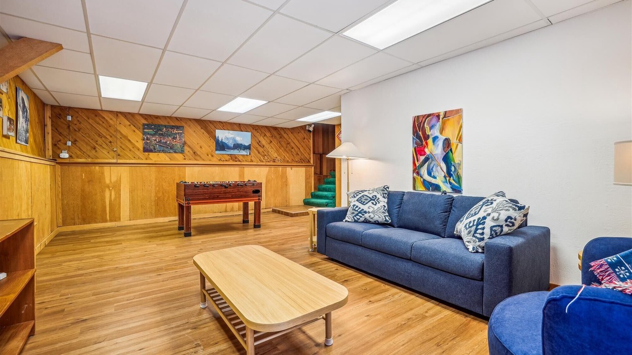 Photo of Bedroom in Alpine Meadows