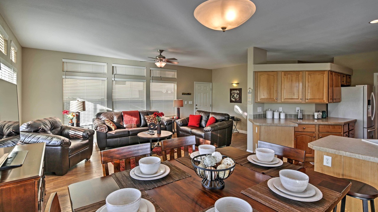 Photo of Livingroom in Needles