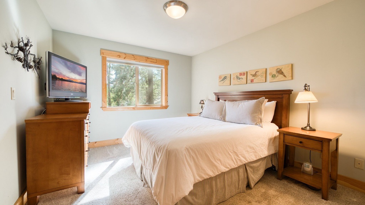 Photo of Bedroom in Tahoe City